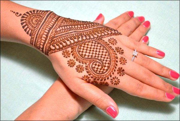 Уроки мехенди