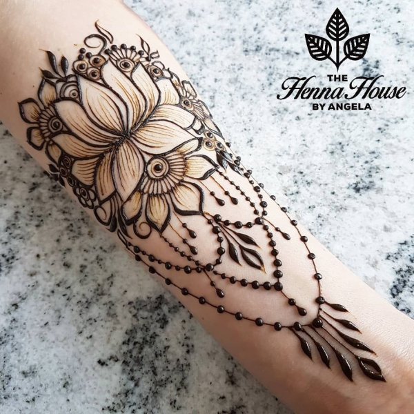 Мехенди на предплечье женские