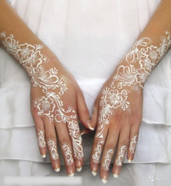 Мехенди белой хной