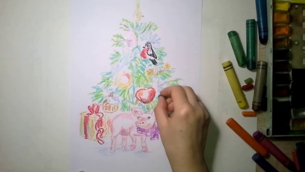 Новогодняя елка восковыми мелками