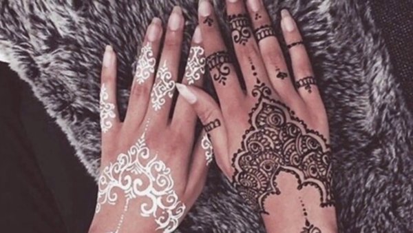 Белое мехенди