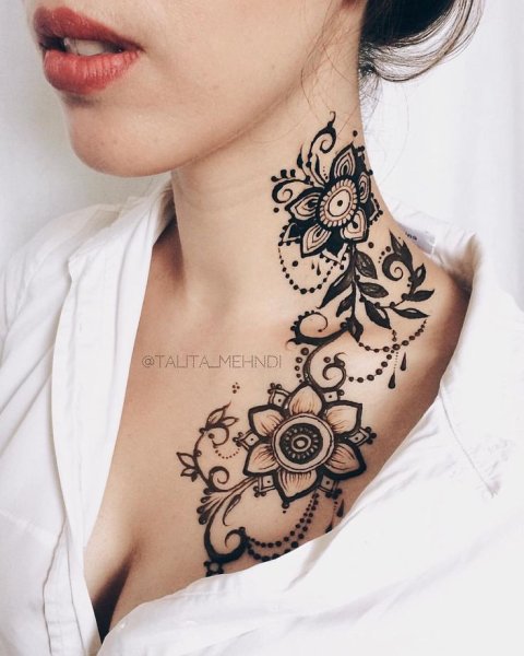 Тату хной на шее