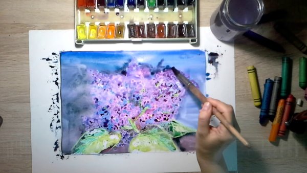 Сирень восковыми мелками и акварелью