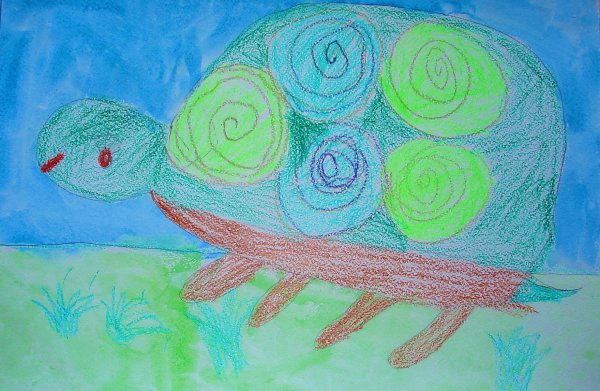 Рисование черепахи восковыми мелками