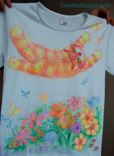 Роспись футболок восковыми мелками