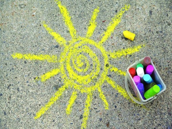 Детские рисунки на асфальте