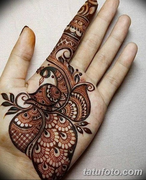 Роспись хной Менди мехенди
