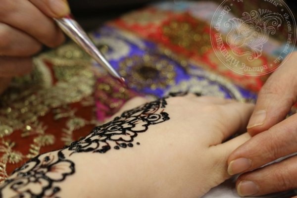 Школа мехенди СПБ