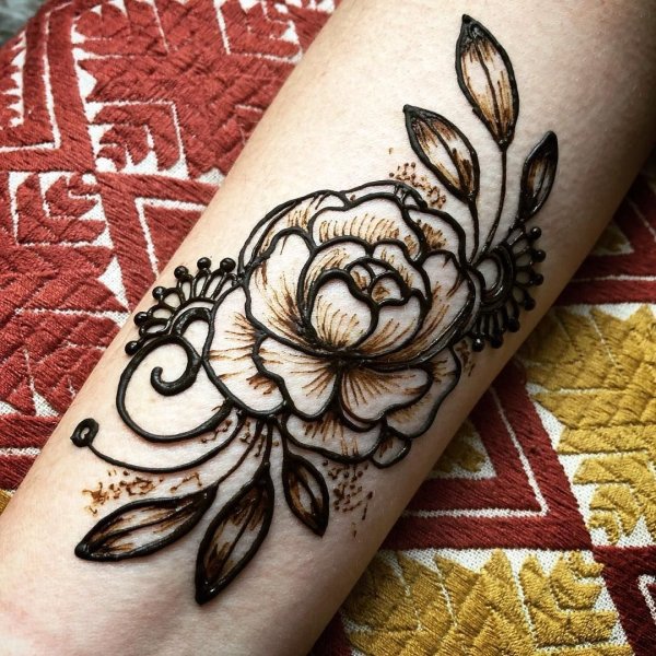 Тату мехенди на предплечье