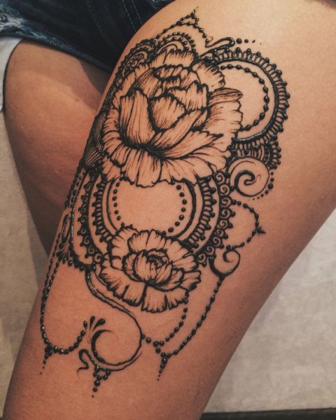 Тату мехенди с пионами