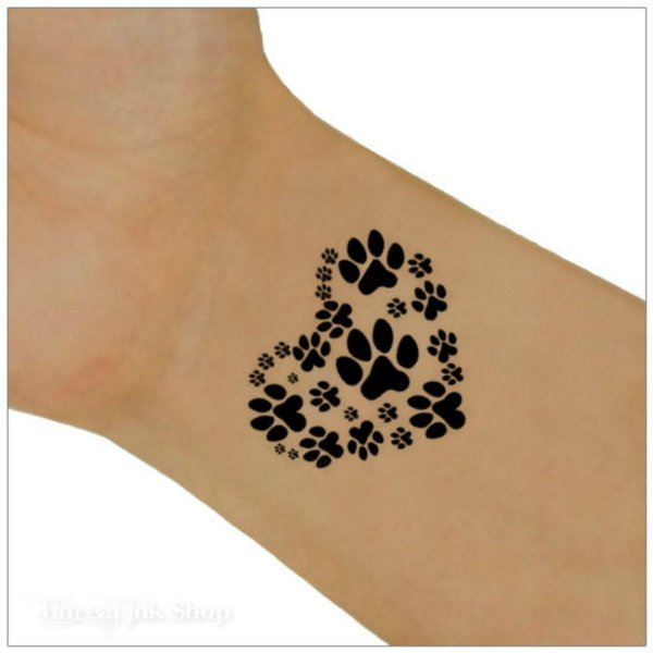 Тату кошачьи лапки
