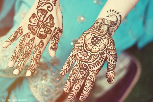 Рисунки хной на руке