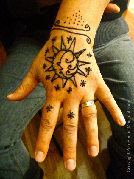 Мехенди солнце и Луна