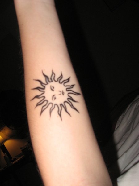 Рисунки хной солнце