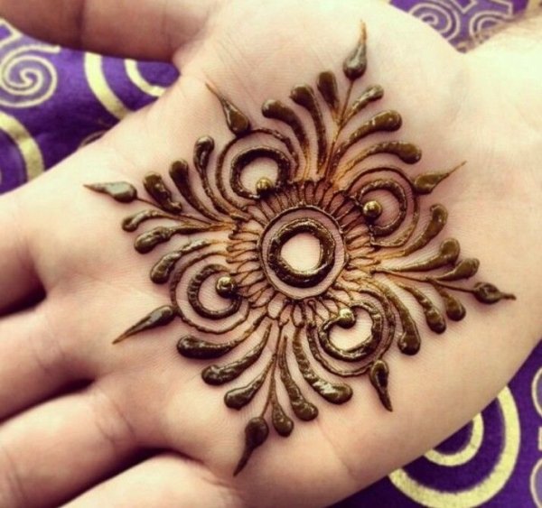 Лёгкие маленькие тату хной