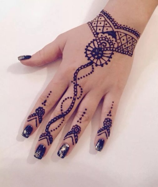 Мехенди синий