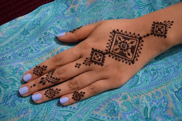 Тату из хны