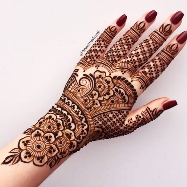 Mehndi Design simple