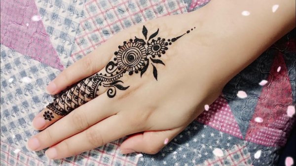 Рисунки хной небольшие