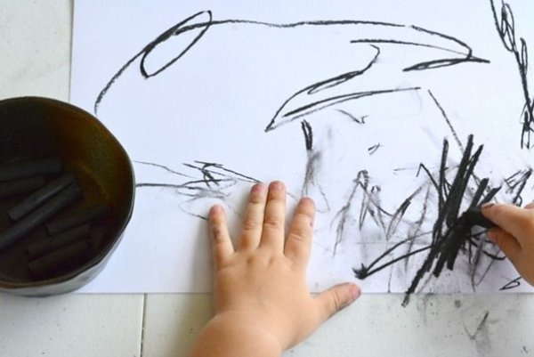 Рисование углем для детей