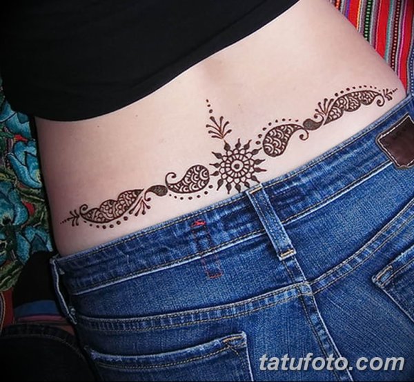 Мехенди на пояснице