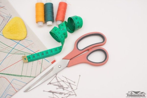 Вышивка на одежде Кактус