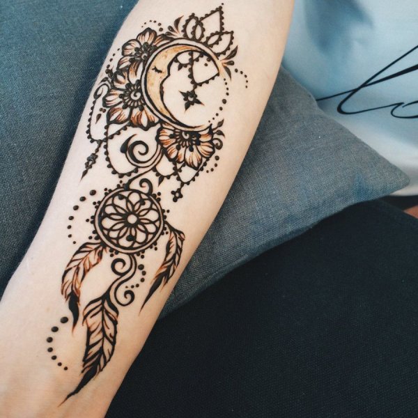 Мехенди на руке Ловец снов