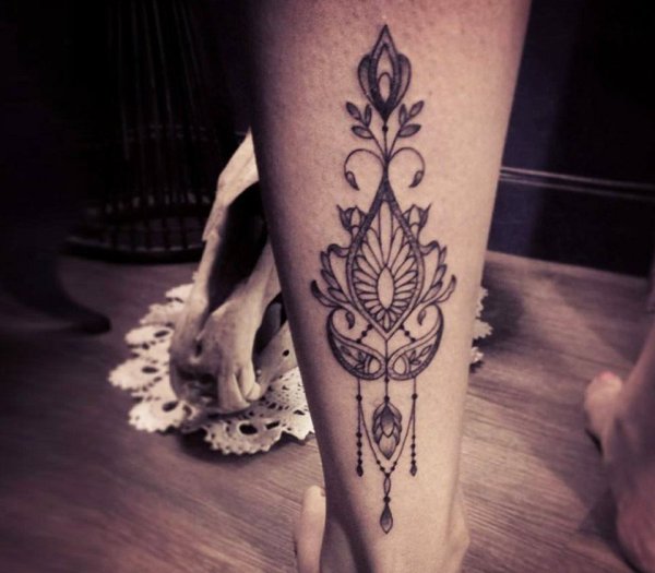 Мандала Лотос на ноге