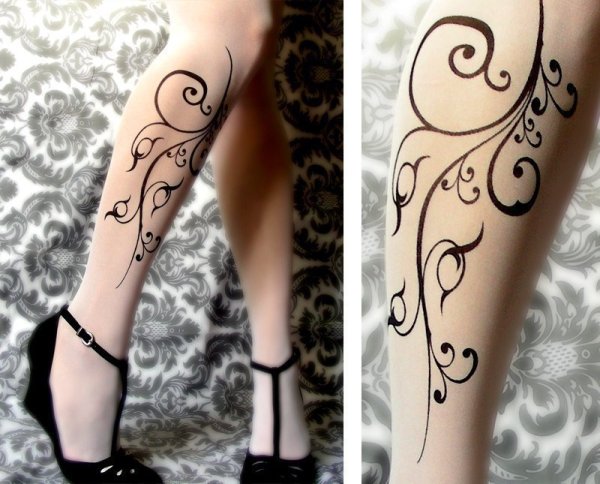Тату хной на ноге для девушек легкие