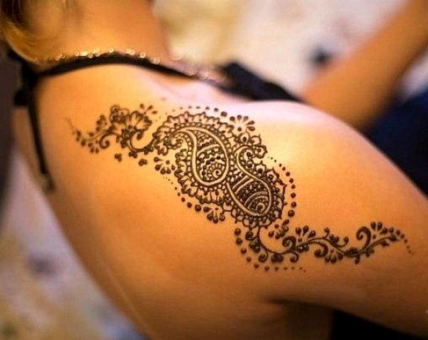 Татуаж хной на теле