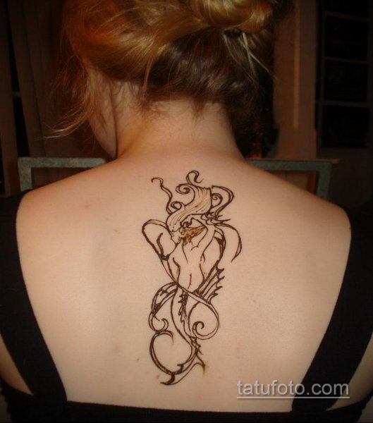 Тату Стрелец на спине