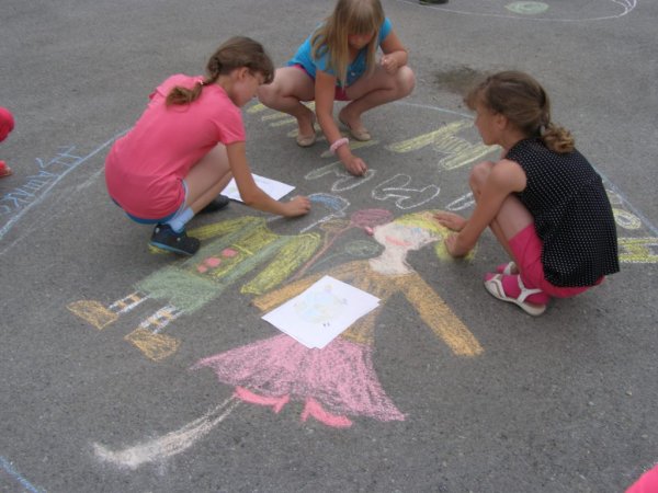 Рисуем на асфальте