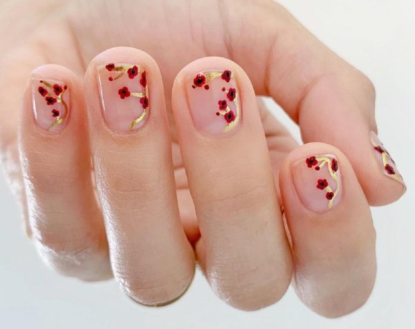 Маникюр для детей прозрачный