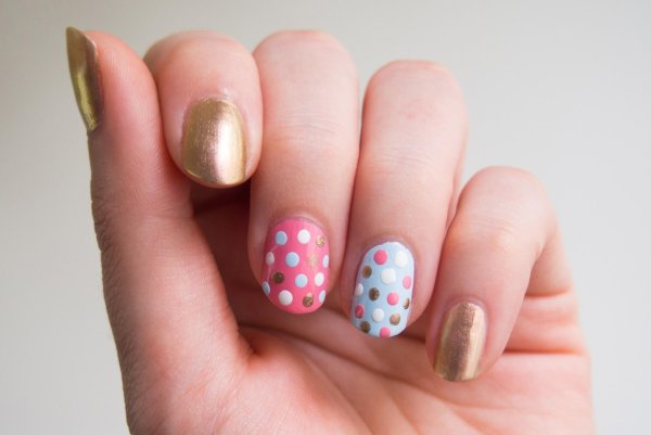 Легкий маникюр на очень маленькие ногти