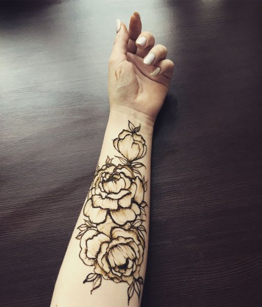 Рисунки хной на предплечье