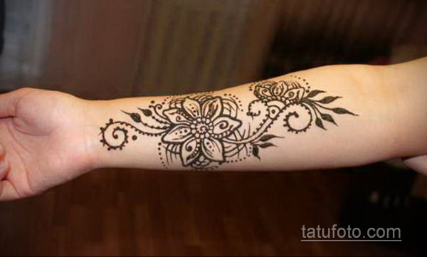 Тату хной на предплечье для девушек