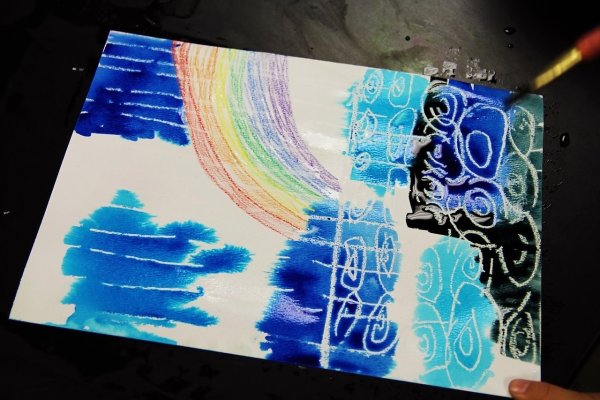 Дождь из восковых мелков