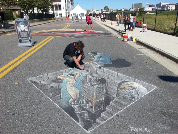 Рисунки на асфальте.