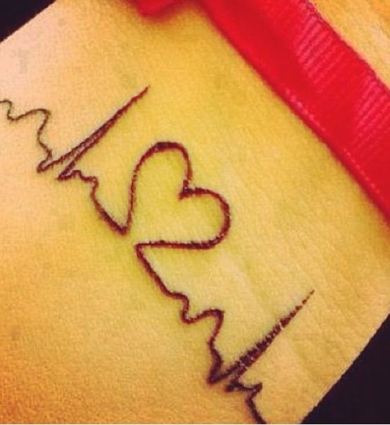 Сердечко хной