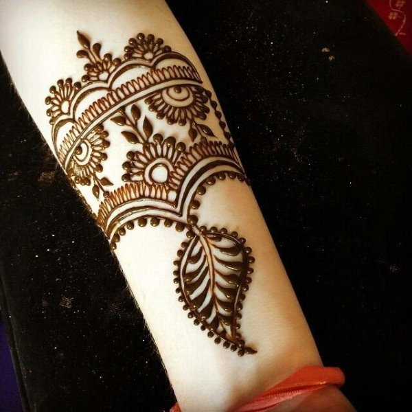 Мехенди браслет на предплечье