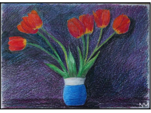 Натюрморт с цветами цветными карандашами