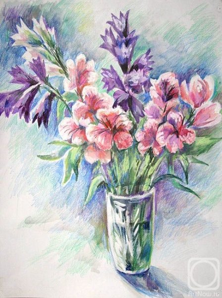 Цветочный натюрморт цветными карандашами