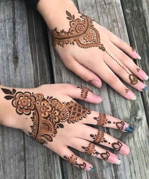 Менди тату хной