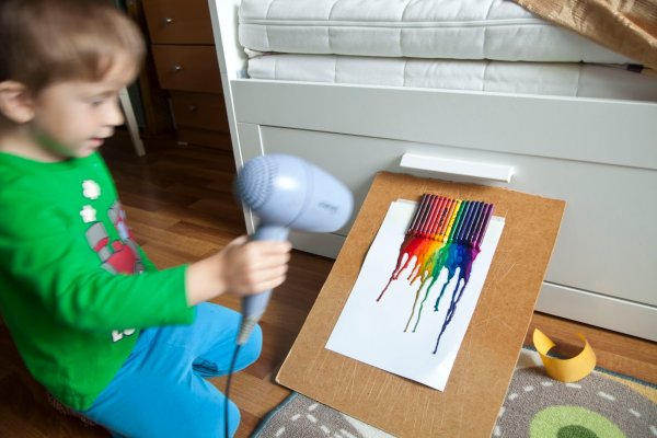 Поделки из восковых мелков