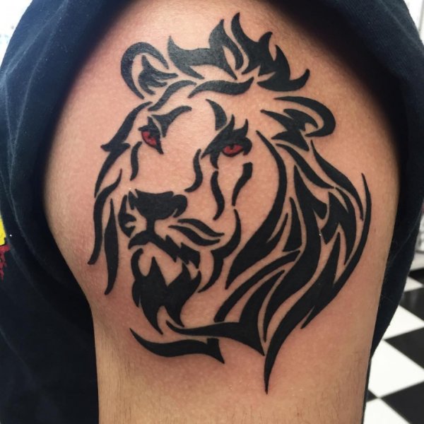 Тату Лев временные
