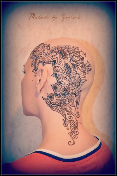 Мехенди на голове женские