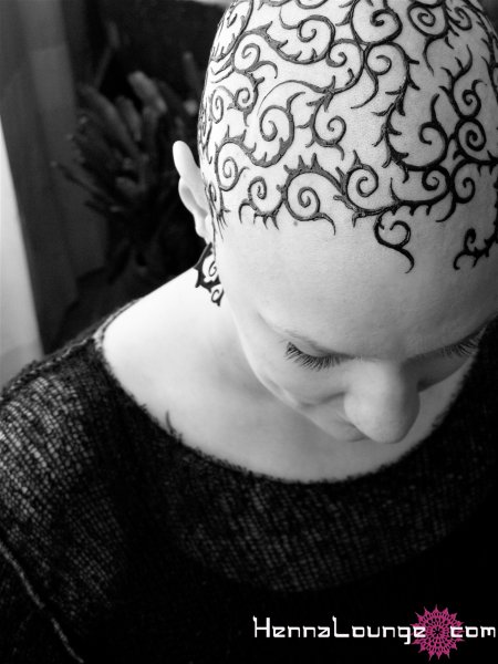 Тату хной на голове