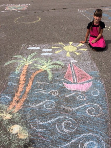 Рисунки на асфальте.