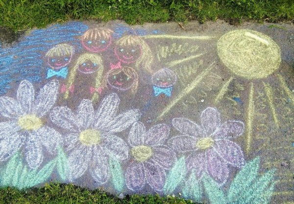Рисунки мелом на асфальте