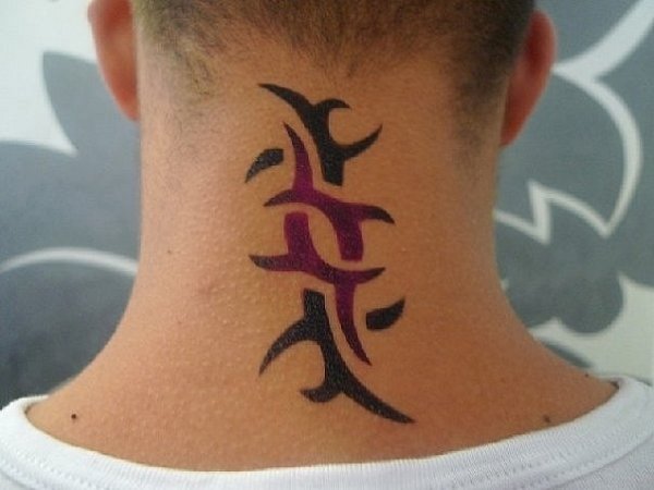 Тату хной на шее для мужчин